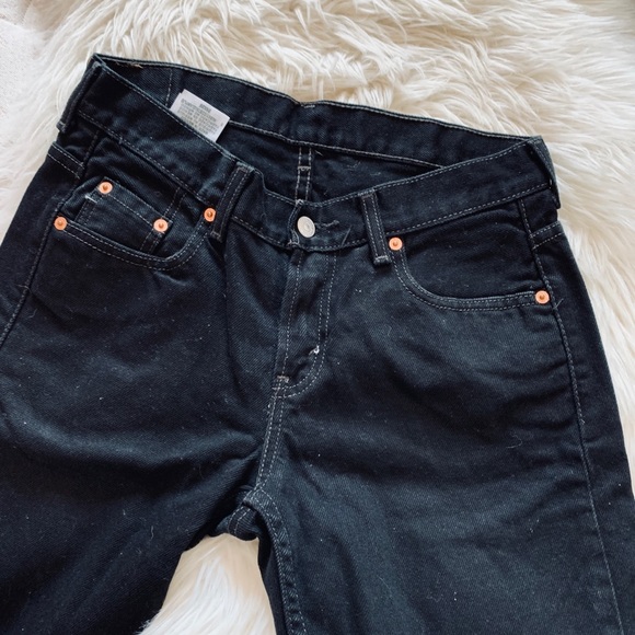 Men’s Black Levi’s - Picture 3 of 5